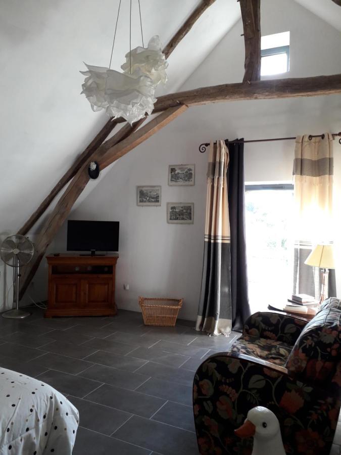 Gîte familial La Tabarderie Courcelles-de-Touraine Extérieur photo